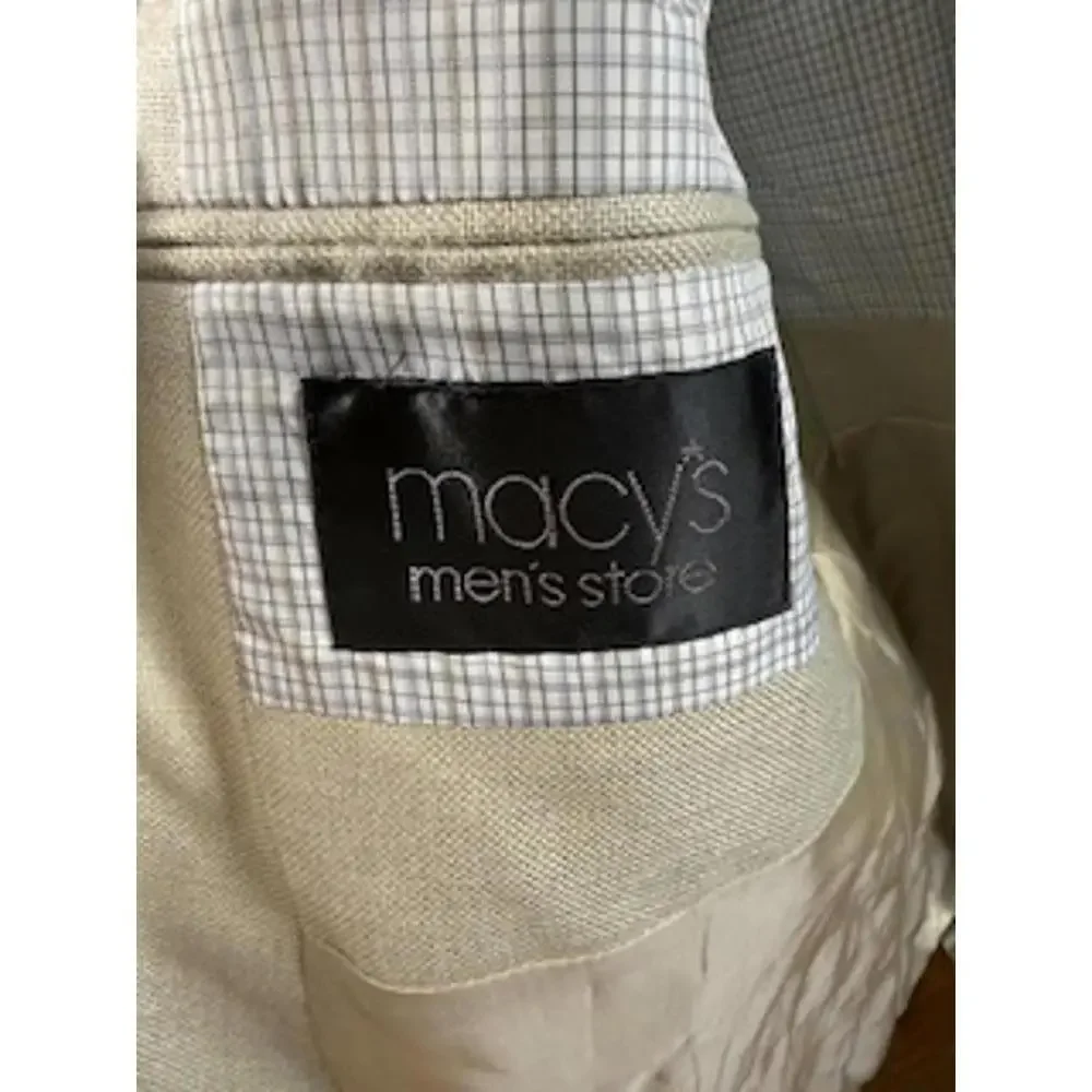 Classic Ralph Lauren Macys Men's Cream/Tan Blazer - Stylish‎ and Versatile 44L